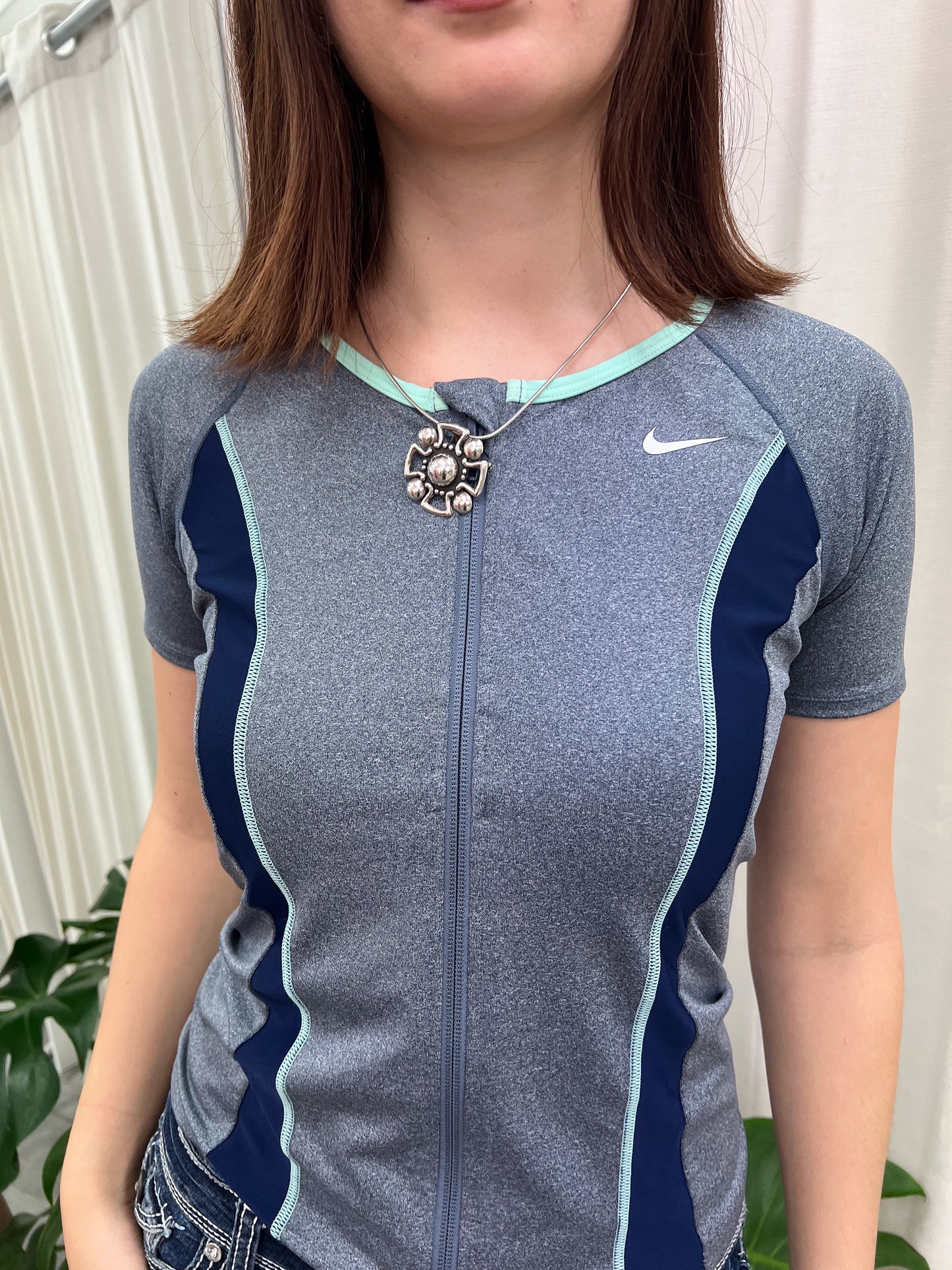 Grey Nike Short Sleeve Sports Top - Size M/L